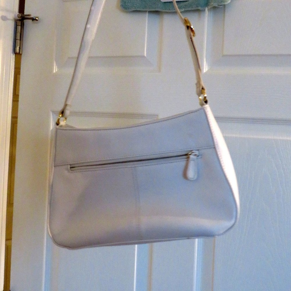 Ladies White Purse Brand New